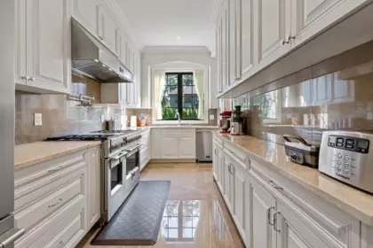Mudroom Photo of 13136 24 Avenue, Surrey, BC