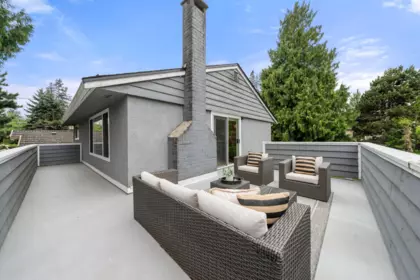 Garden / Landscaping Photo of 6235 Ashworth Avenue, Burnaby, BC