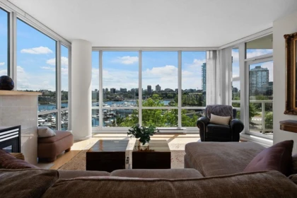 501 1099 Marinaside Crescent, Vancouver, BC, Vancouver — Apartment/Condo for sale