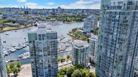 Front Yard Photo of 501 1099 Marinaside Crescent, Vancouver, BC