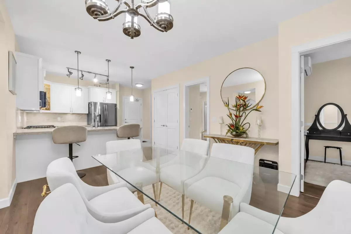Living Room Photo of 403 8561 203a Street, Langley, BC