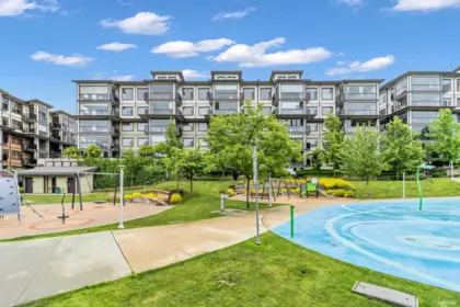 Hot Tub / Spa Photo of 403 8561 203a Street, Langley, BC