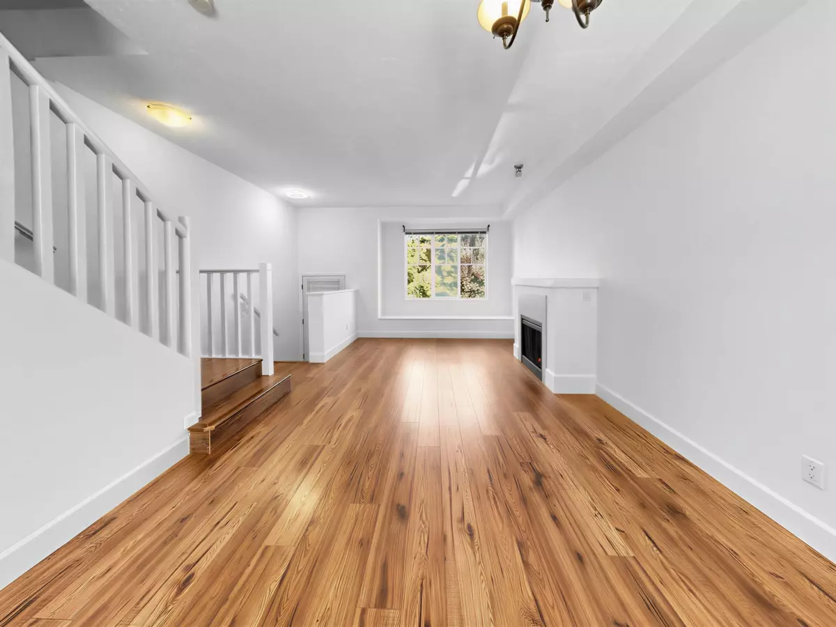 Living Room Photo of 15 7331 Heather Street, Richmond, BC
