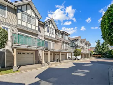Entry Foyer Photo of 15 7331 Heather Street, Richmond, BC