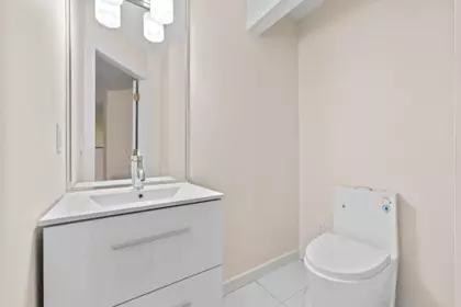 Laundry Room Photo of 15488 108a Avenue, Surrey, BC