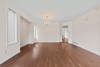 Walk-In Closet Photo of 15488 108a Avenue, Surrey, BC