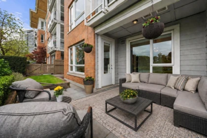 101 717 Chesterfield Avenue, North Vancouver, BC, North Vancouver — Apartment/Condo for sale