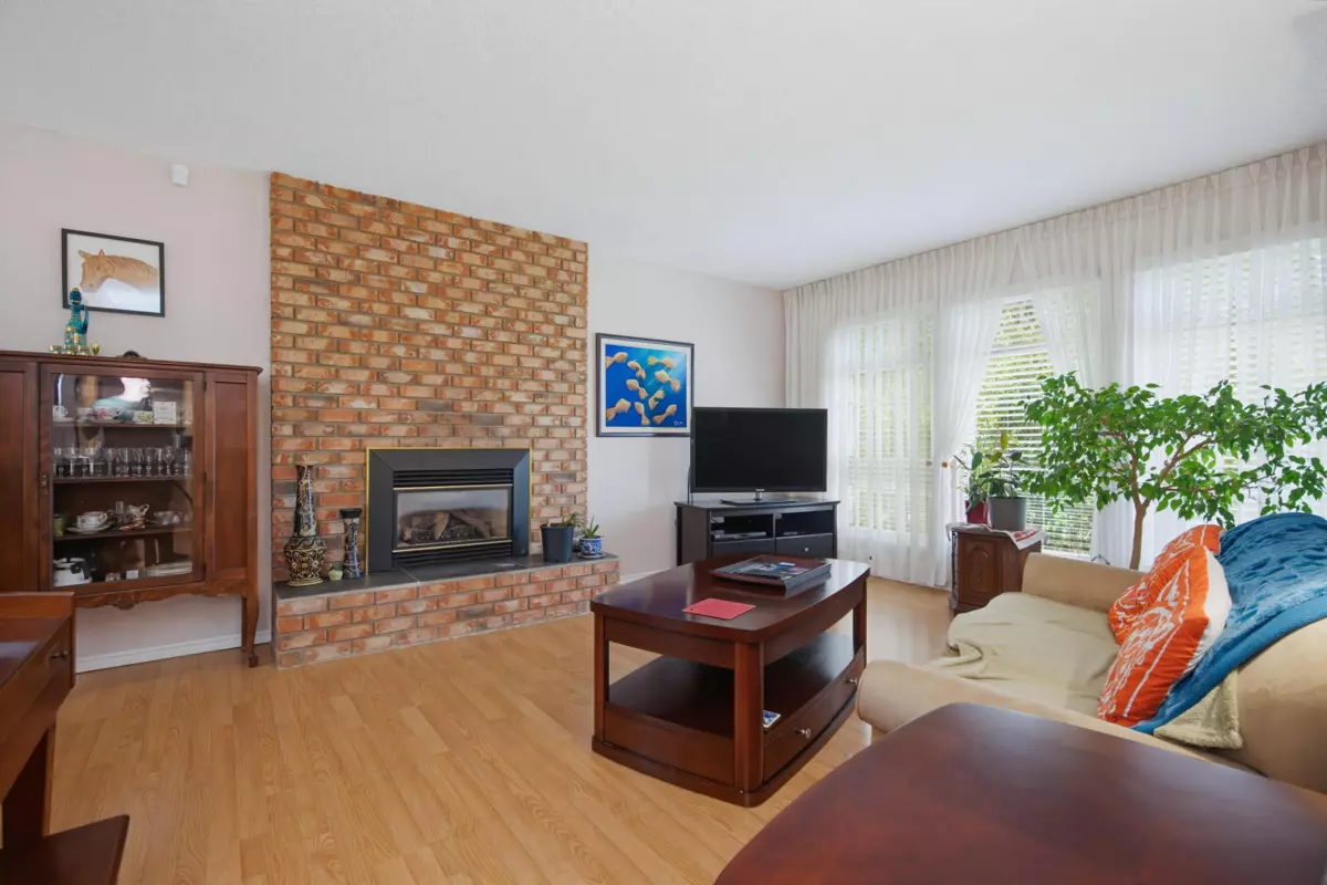 Family Room Photo of 5174 209a Street, Langley, BC
