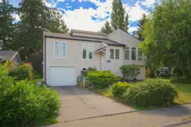 5174 209a Street, Langley, BC
