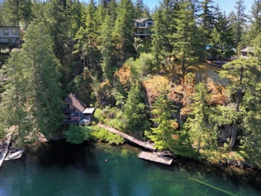 6005-09 Bluff Place, Madeira Park, BC, Madeira Park — Single Family Residence for sale
