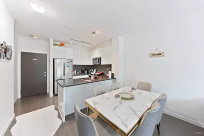Kitchen Island Photo of 212 15138 34th Avenue, Surrey, BC