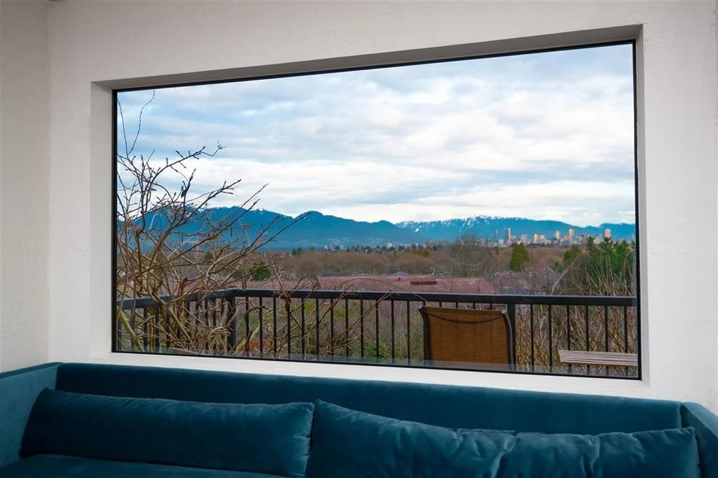 Dining Area Photo of 3311 Quesnel Drive, Vancouver, BC