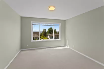 Breakfast Nook Photo of 186 E Braemar Road, Vancouver, BC