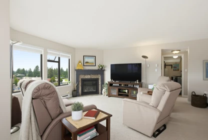 Primary Bedroom Photo of 904 32440 Simon Avenue, Abbotsford, BC