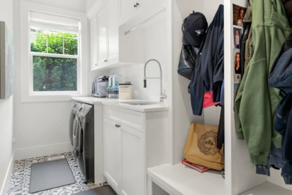 Powder Room Photo of 19892 44 Avenue, Langley, BC