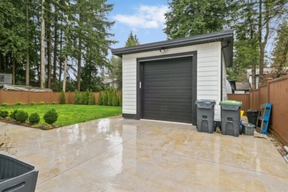 Garden / Landscaping Photo of 4113 207 Street, Langley, BC