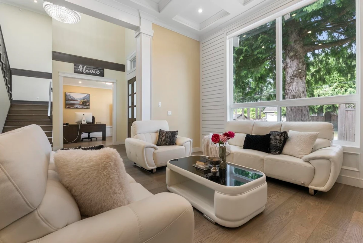 Living Room Photo of 1580 Chestnut Street, Surrey, BC