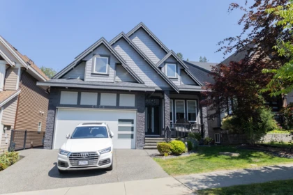 6176 140 Street, Surrey, BC, Surrey — Single Family Residence for sale