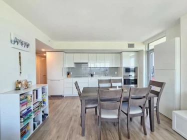 Kitchen Island Photo of 2408 10428 Whalley Boulevard, Surrey, BC