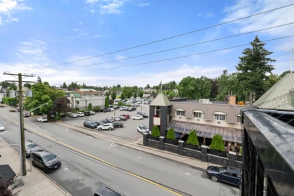 Street View Photo of 425 2493 Montrose Avenue, Abbotsford, BC