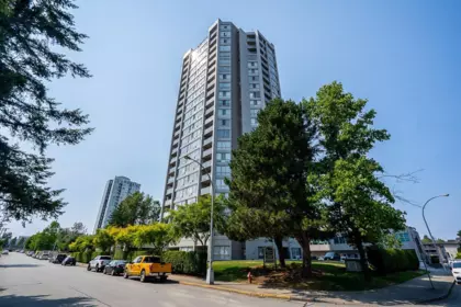 Aerial View of 2001 14881 103a Avenue, Surrey, BC