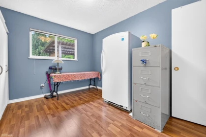 Guest Bathroom Photo of 12905 99 Avenue, Surrey, BC