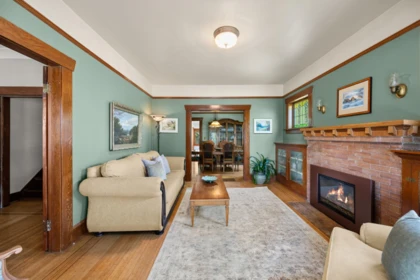Pantry Photo of 207 Eighth Street, New Westminster, BC