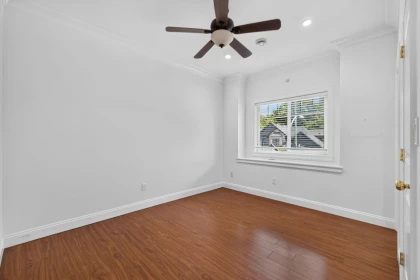 Laundry Room Photo of 13296 62a Avenue, Surrey, BC