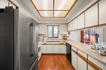 Kitchen Island Photo of 6426 Wade Road, Delta, BC