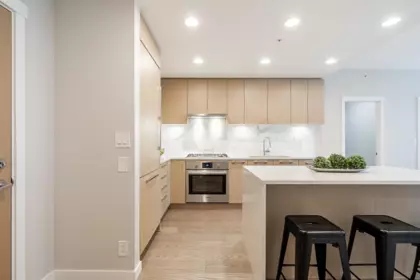 322 3563 Ross Drive, Vancouver, BC, Vancouver — Apartment/Condo for sale