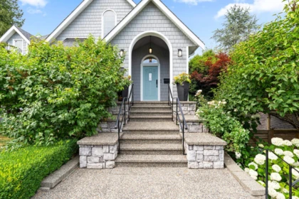1733 Fulton Avenue, West Vancouver, BC, West Vancouver — Single Family Residence for sale