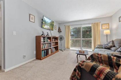Breakfast Nook Photo of 237 1783 Agassiz-Rosedale No 9 Highway, Agassiz, BC