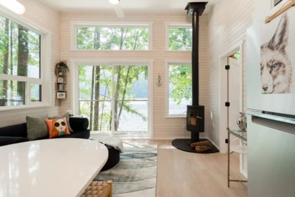 Guest Bathroom Photo of 14 E Croker Island, North Vancouver, BC