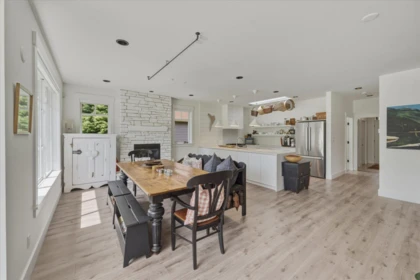 Kitchen Island Photo of 2985 Strangway Place, Squamish, BC