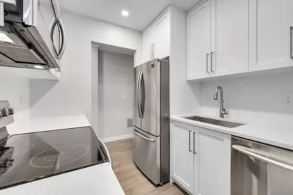 Primary Bathroom Photo of 309 7571 Moffatt Road, Richmond, BC