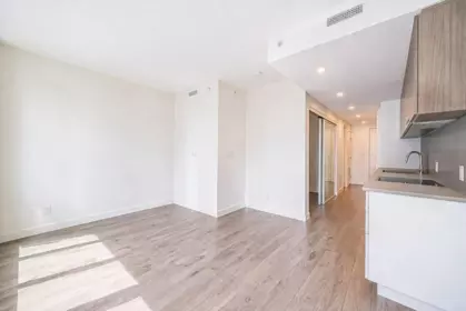 1806 13318 104 Avenue, Surrey, BC, Surrey — Apartment/Condo for sale
