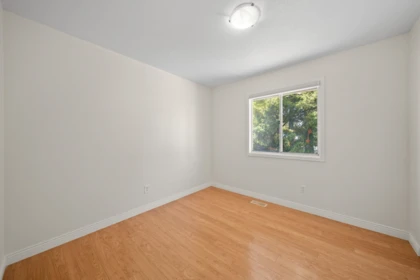 Hallway Photo of 8167 Cedar Street, Mission, BC