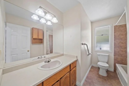 Mudroom Photo of 8167 Cedar Street, Mission, BC