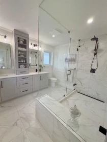 Primary Bathroom Photo of 20823 33a Avenue, Langley, BC