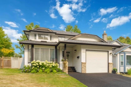 6842 137a Street, Surrey, BC, Surrey — Single Family Residence for sale