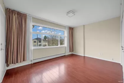 Basement Recreation Room Photo of 1945 W 44th Avenue, Vancouver, BC