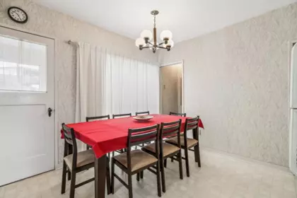 Primary Bedroom Photo of 16 N Hythe Avenue, Burnaby, BC