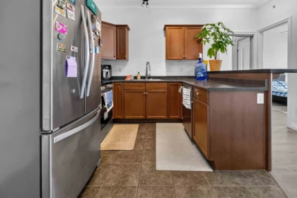 Kitchen Island Photo of 304 46053 Chilliwack Central Road, Chilliwack, BC