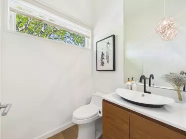 Swimming Pool Photo of 2996 W 11th Avenue, Vancouver, BC
