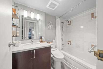 Guest Bathroom Photo of 1506 1060 Alberni Street, Vancouver, BC