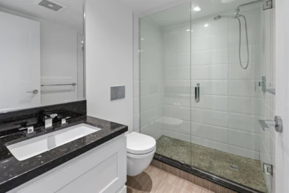 Powder Room Photo of 1703 3355 Binning Road, Vancouver, BC
