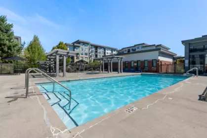 Swimming Pool Photo of 613 9311 Alexandra Road, Richmond, BC
