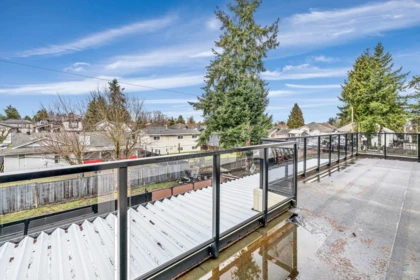 Hallway Photo of 12621 89a Avenue, Surrey, BC