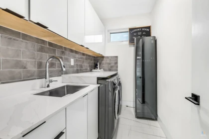 Laundry Room Photo of 12621 89a Avenue, Surrey, BC
