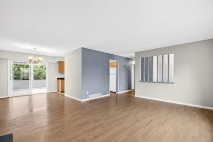 Breakfast Nook Photo of 1855 156 Street, Surrey, BC